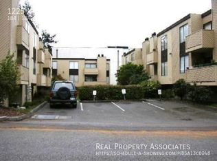 1225 N 178th St UNIT 102, Seattle, WA 98133