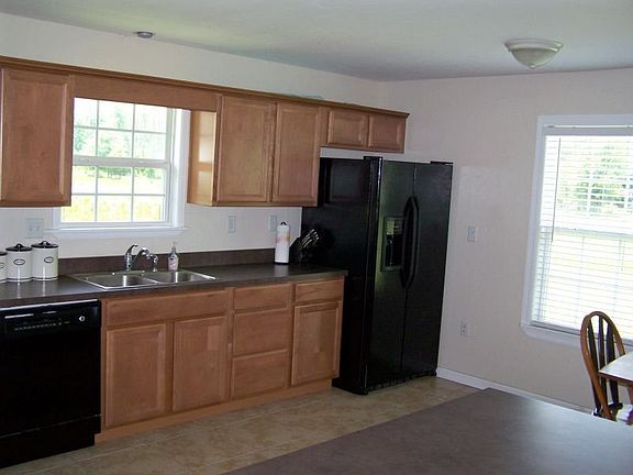 3rd image of 2576 212th St