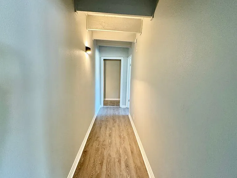 705 Sunrise Ave — Photo 23