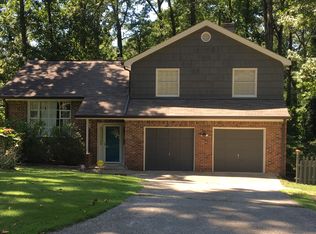 4672 Fellswood Dr, Stone Mountain, GA 30083