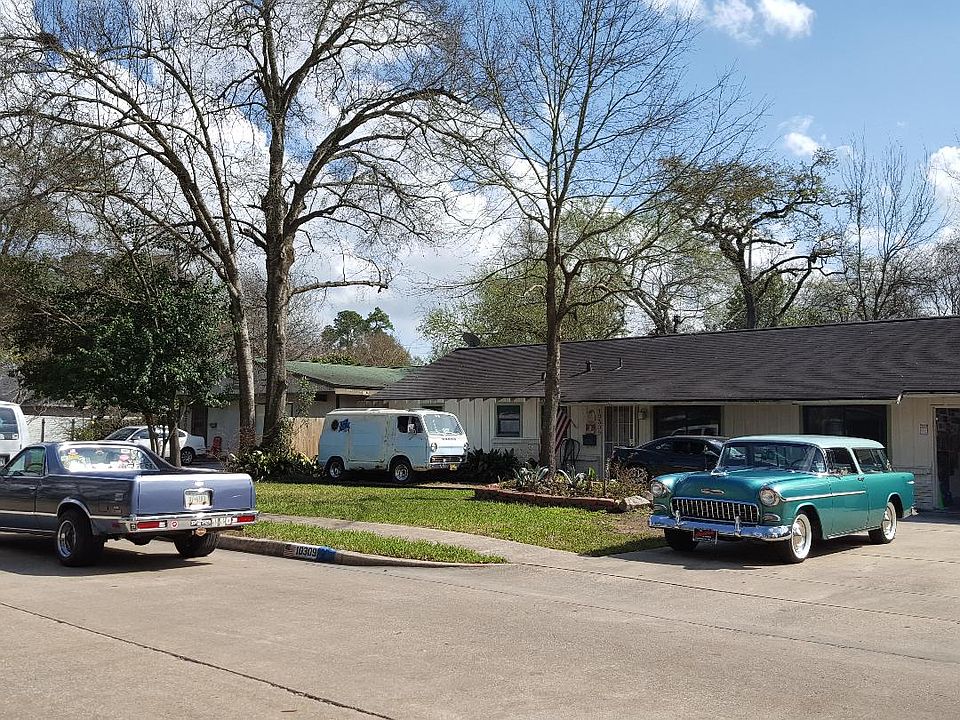 1st image of 10309 Moorberry Ln