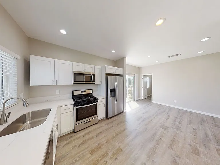 5262 Tipton St — Photo 7