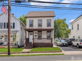 91 S Main St, Milltown, NJ 08850