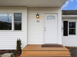 102 Myrtle St, Lakehurst, NJ 08733