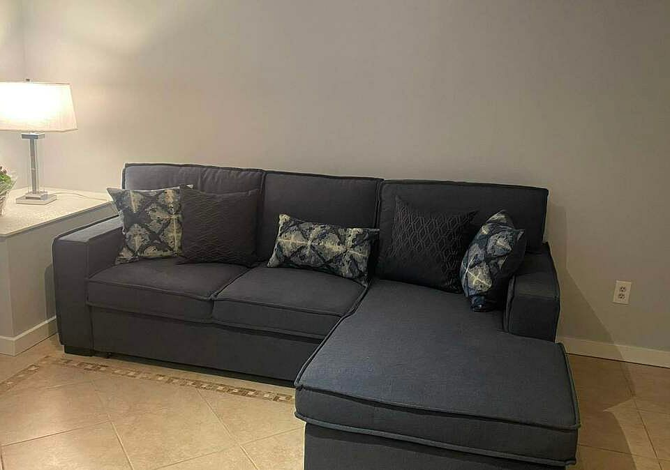 1st image of 150 Graham Ave Floor 2