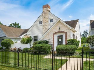 6025 Turnwood Dr, Westerville, OH 43081