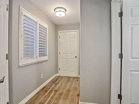1601 Barkley Ln — Photo 21