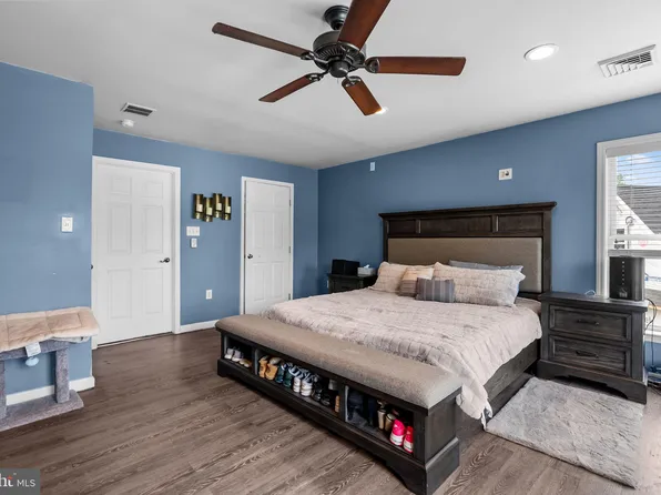 613 Main St, Hulmeville, PA 19047