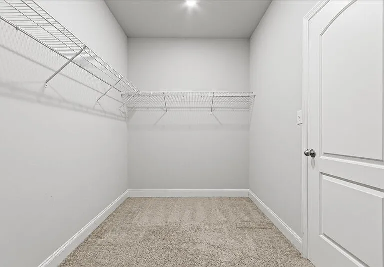 220 Dinner Tree Sq — Photo 18