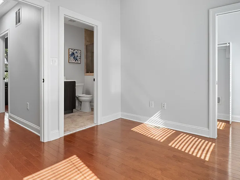 1654 Gales St NE — Photo 16