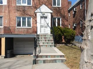 19305 39th Ave, Flushing, NY 11358