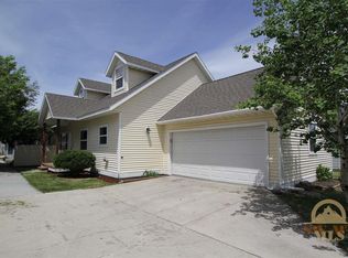 97B 8th St, Belgrade, MT 59714