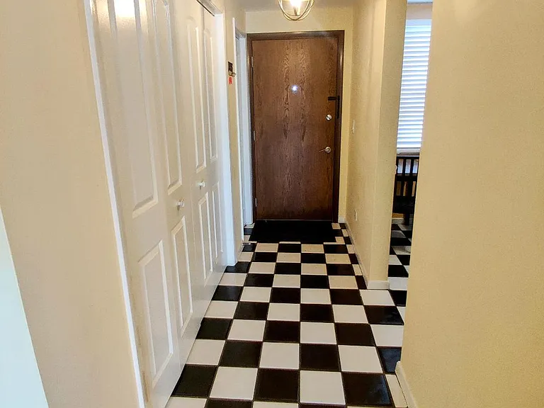 6161 N Higgins Ave #208 — Photo 13