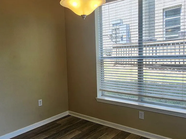816 North St #25 — Photo 14