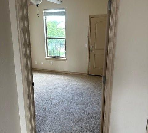 5th image of 1812 Alameda St Unit 325