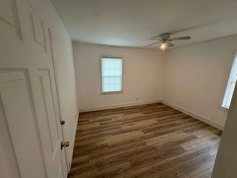 2928 Diana Dr SW — Photo 10