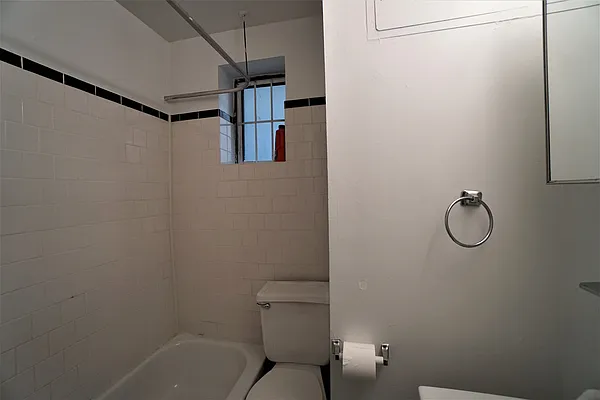 Rented by Best Apartments North Inc | media 29