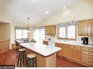 2404 Donegal Way, Hudson, WI 54016