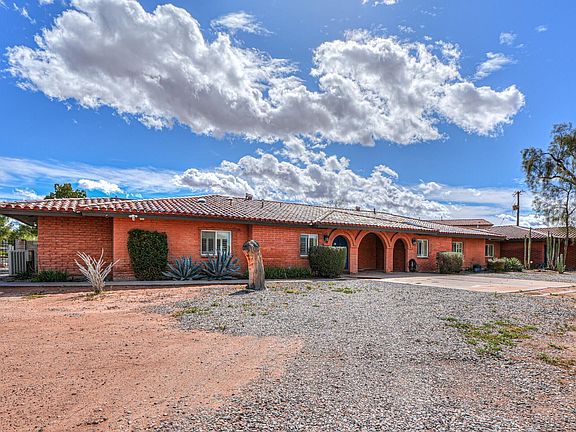 3rd image of 340 N POTTEBAUM Road