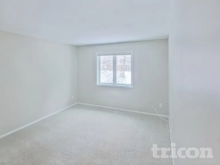 2303 Leyland Cir — Photo 20