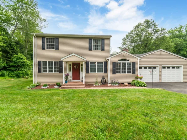 55 Pinesbridge Road, Oxford, CT 06478