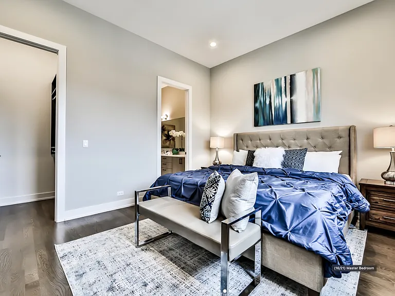 815 N Paulina St #2S — Photo 2