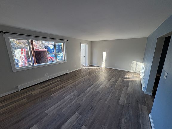 3rd image of 3251 E 42nd Ave APT B