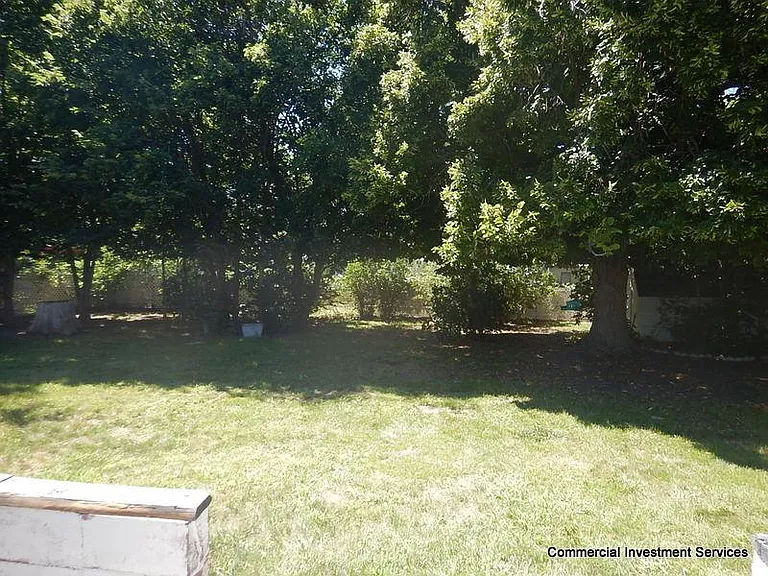 202 S Baytree Ave — Photo 17