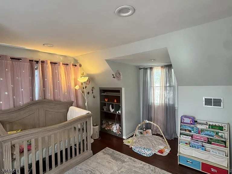 329 Ford Ave — Photo 23