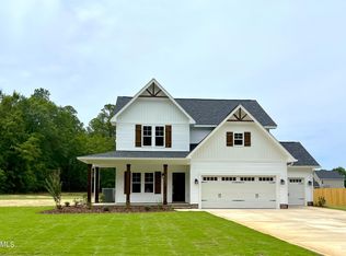 2066 Camp Easter Rd, Carthage, NC 28327