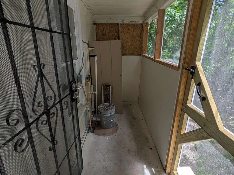 1760 Audubon St — Photo 13
