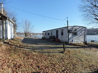 10162 Walnut Dr, Three Rivers, MI 49093