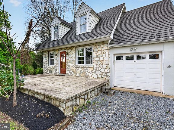 2nd image of 131 Pennington Hopewell Rd