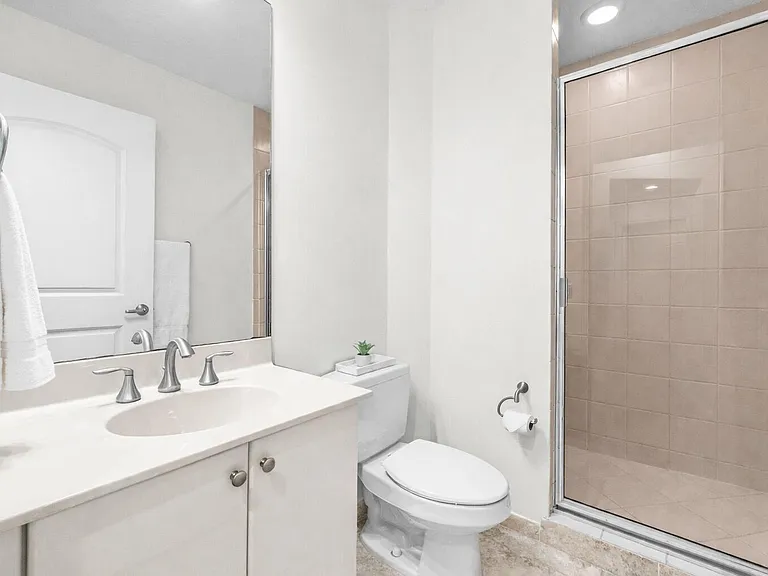 701 S Olive Ave #807 — Photo 18