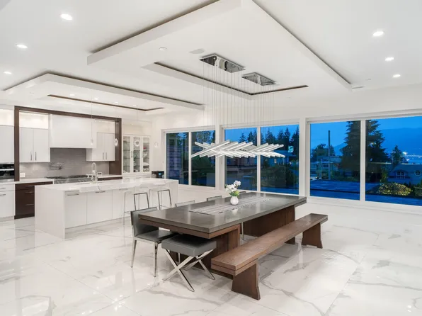 4623 W 4th Ave, Vancouver, BC V6R 1R6