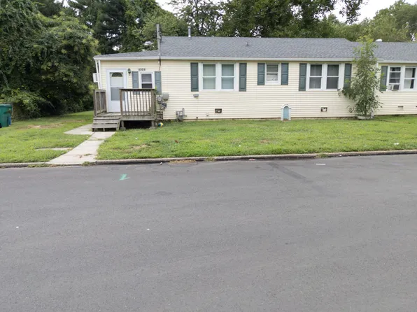 1201 Schumacher Dr, Bristol, PA 19007