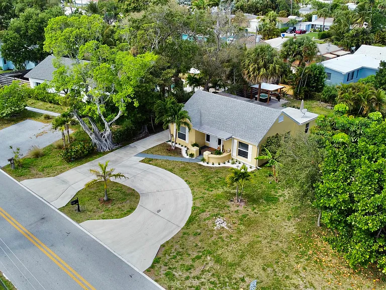 727 S Lake Dr — Photo 33