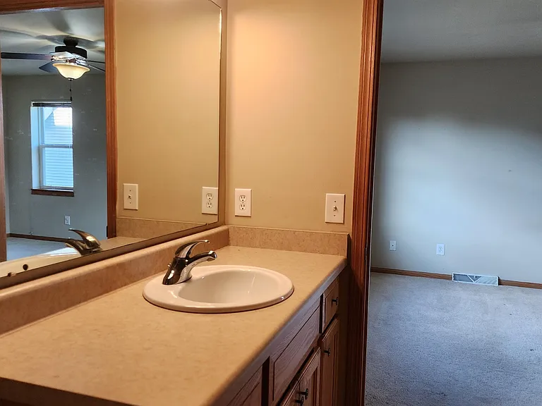 9412 Briar Haven Dr — Photo 26