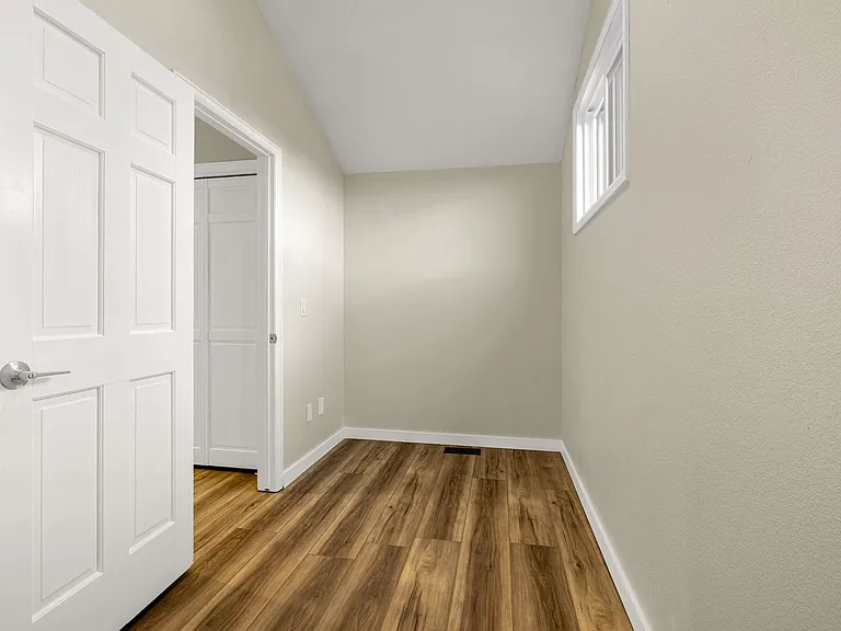 1172 Hill Cir #1172 — Photo 11