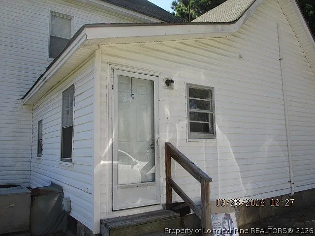 1 bed, 1.0 bath, 800 sqft, $650 — Photo 1