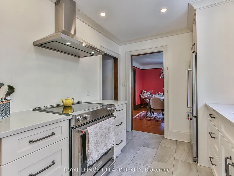 377 Cheapside St — Photo 12