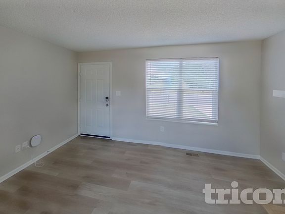 2nd image of 1075 Keith Dr