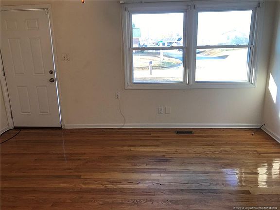 4th image of 6226 Penfield Dr