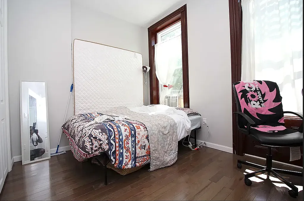 262 Stuyvesant Avenue — Photo 2