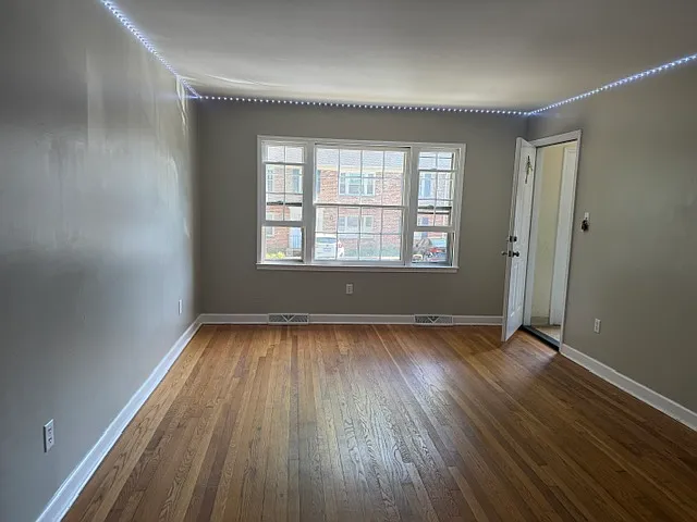 2404 Barracks Ct #1 — Photo 10
