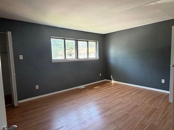 2nd image of 2428 Arbor Ct #2428