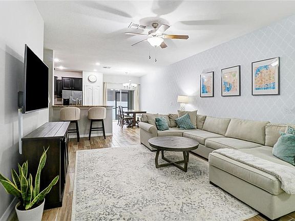 5th image of 2616 Lantern Hill Ave