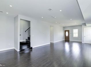 3200 Bunker Hill Rd, Mount Rainier, MD 20712