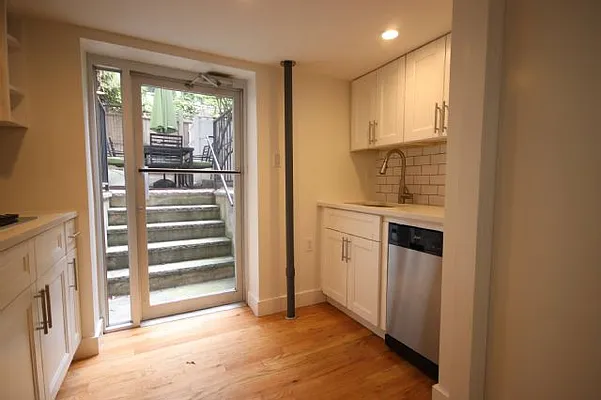 Rented by Highline Residential | media 12