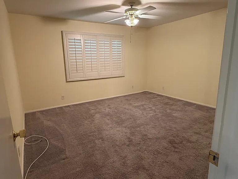 22508 Haynes St — Photo 13